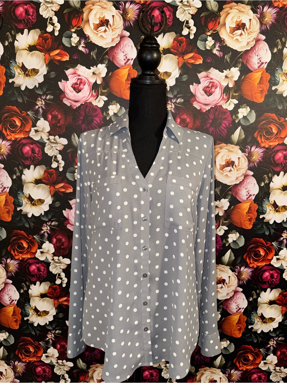 Express Women's Portofino Grey Polka Dot Button-Up Blouse, M